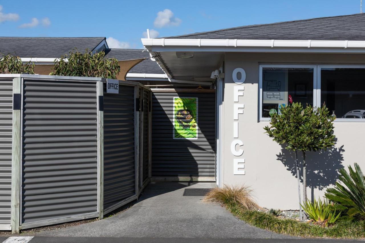 Beach Street Motel Apartments New Plymouth Dış mekan fotoğraf